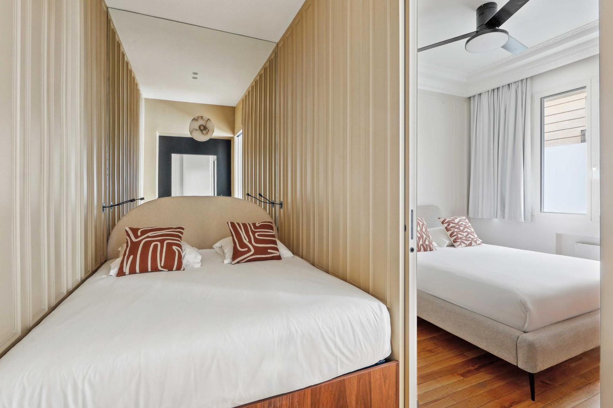 Interior Design - Apartment 6P-2Br - Tour Eiffel Paris Luaran gambar